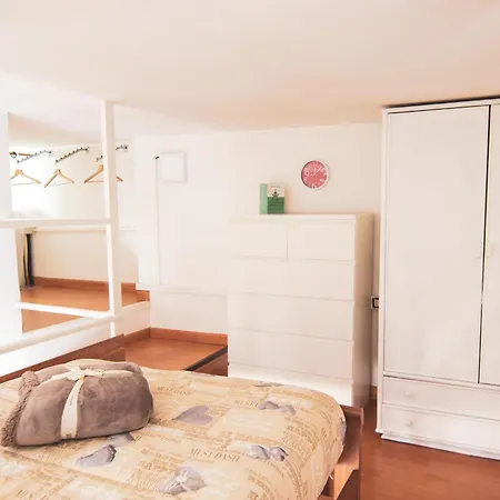 Сasa de vacaciones Metropolitan Station Lift *